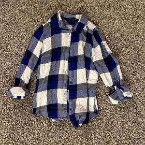 Woman’s Blue, Black, and white Flannel